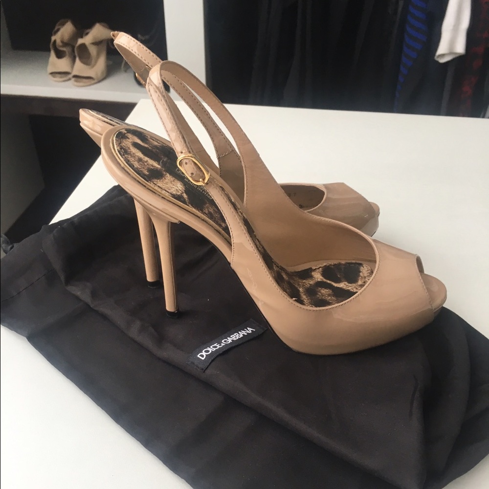 Dolce & Gabbana nude patent slingbacks
